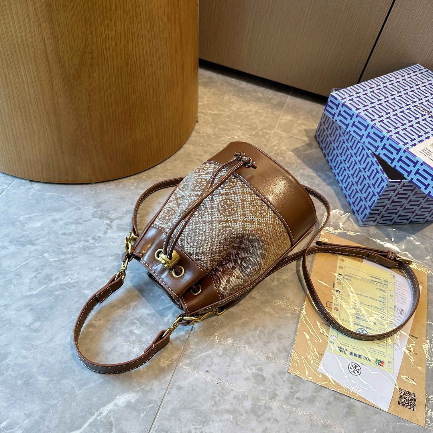 New bucket bag