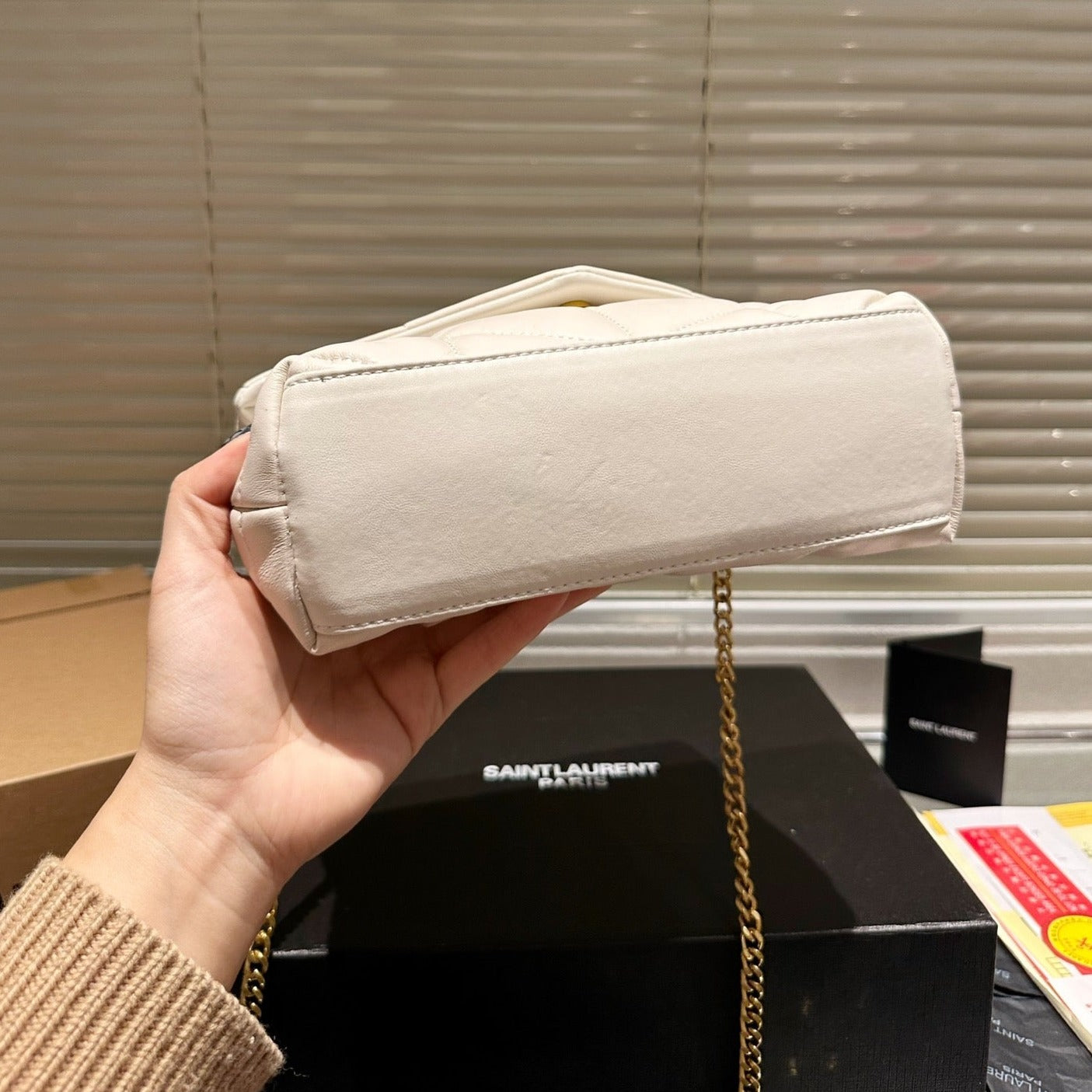 Y    Cloud Bag