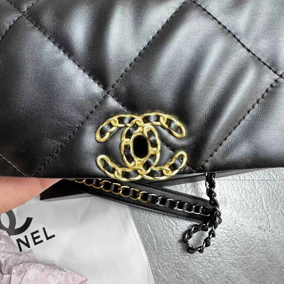 C H Chain Bag