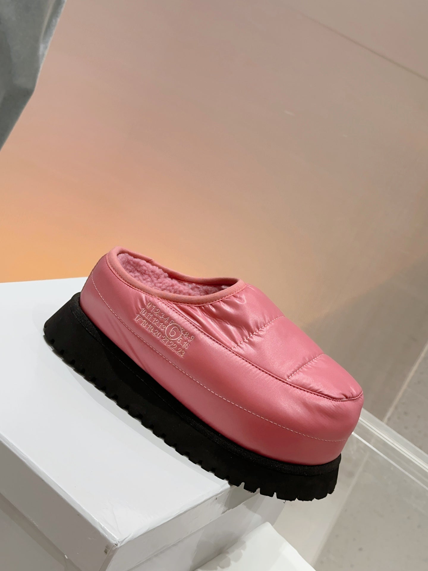 Margiela new thick-soled bread shoes