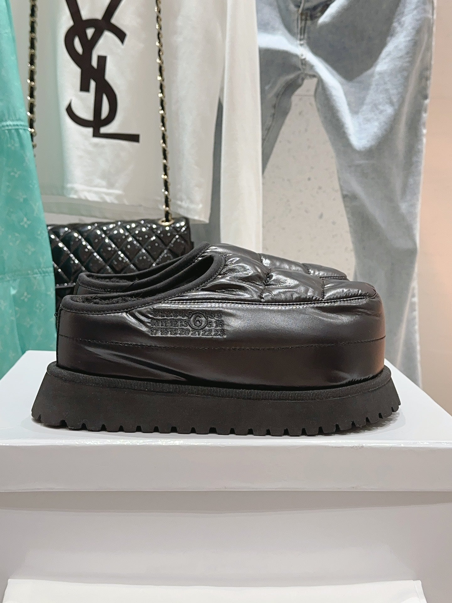 Margiela new thick-soled bread shoes