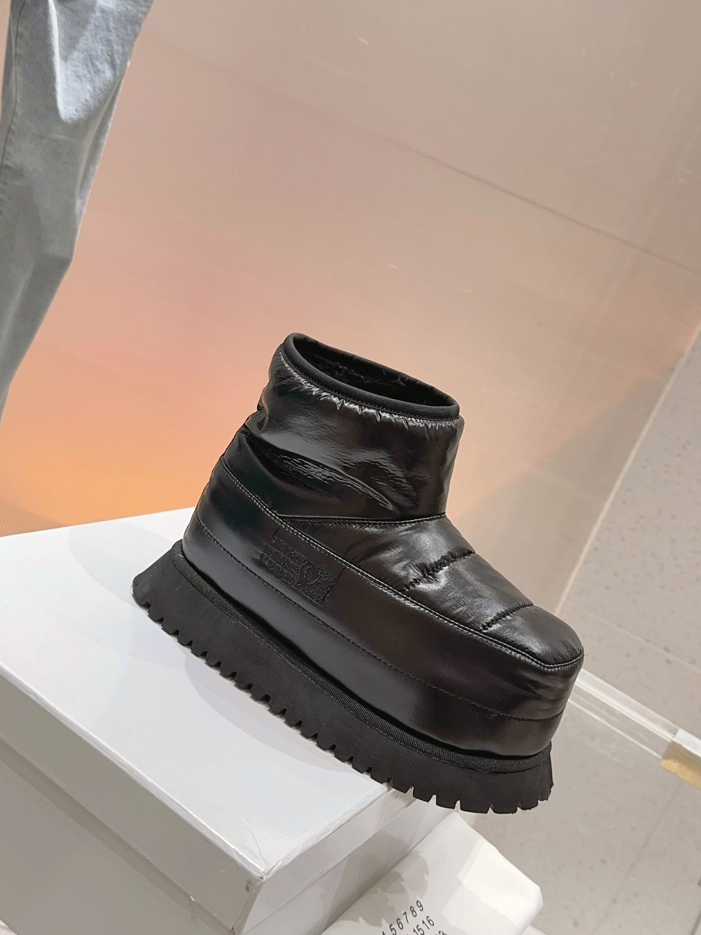 Margiela new thick-soled bread shoes
