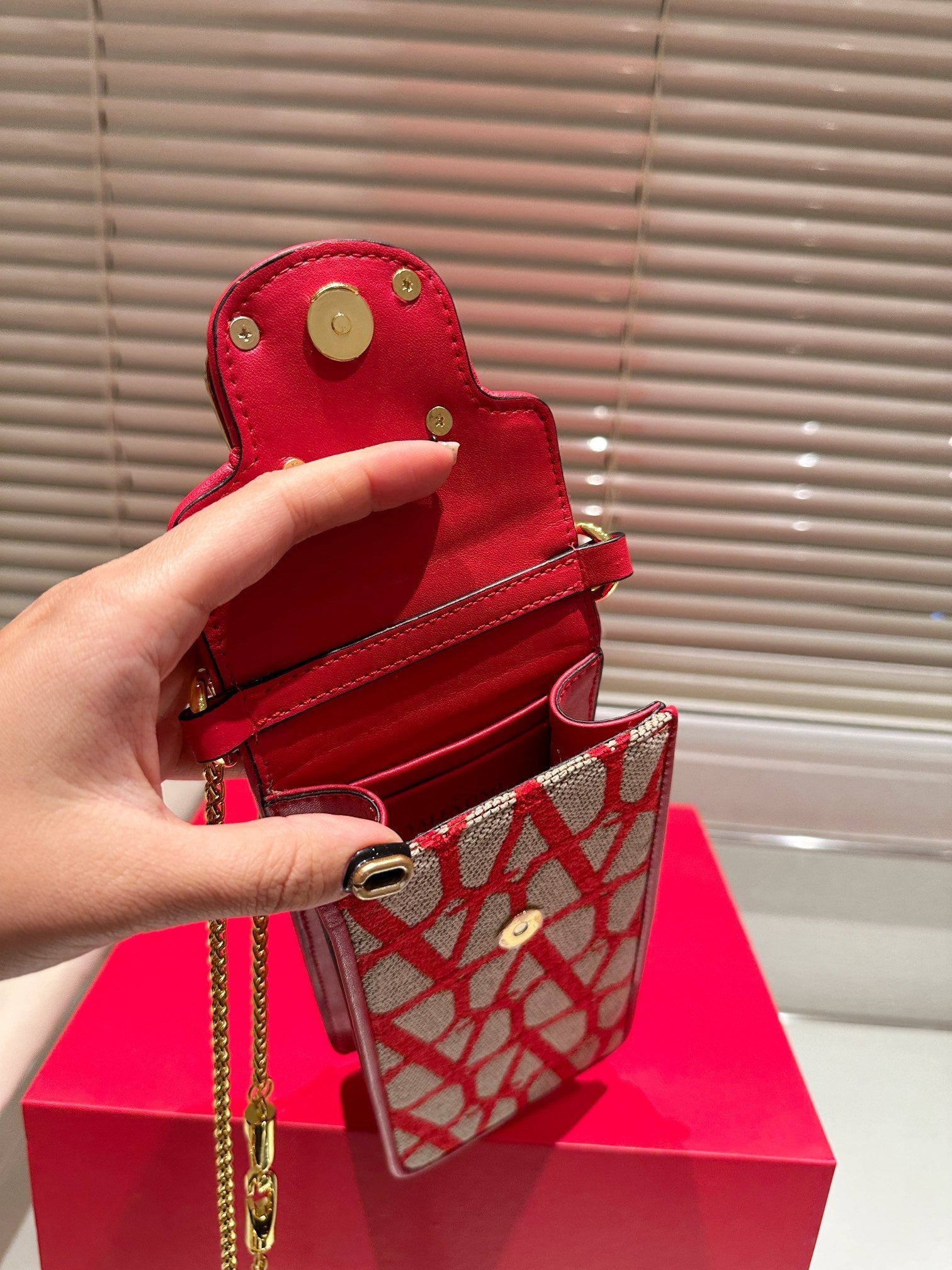 BAL* Letter bag