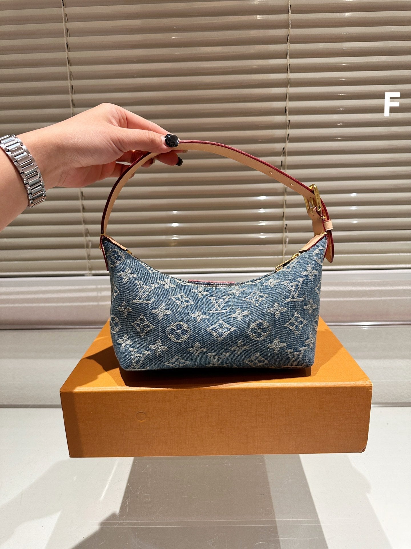 LOU* new denim lunch box bag