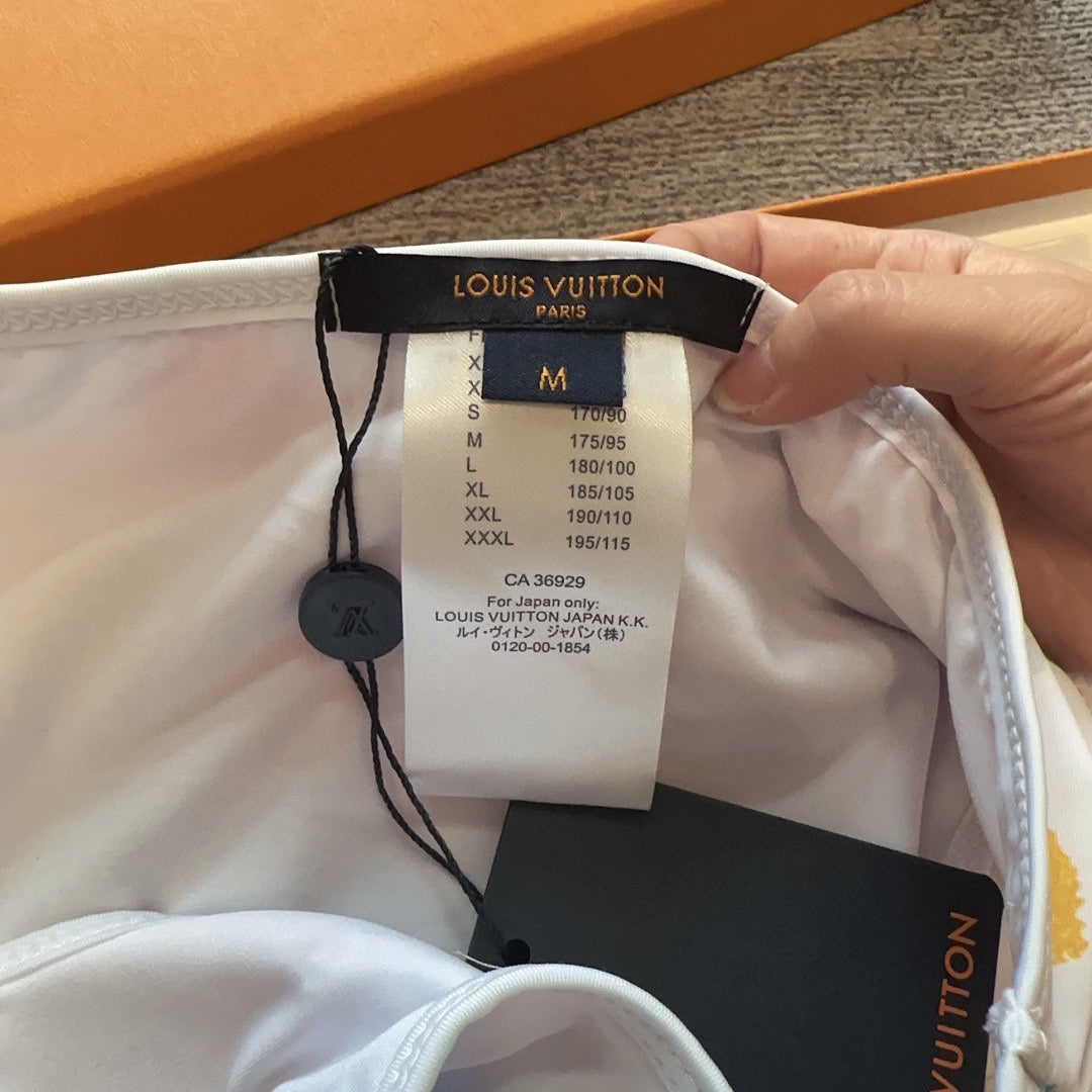 LOU* 24 new swimsuit