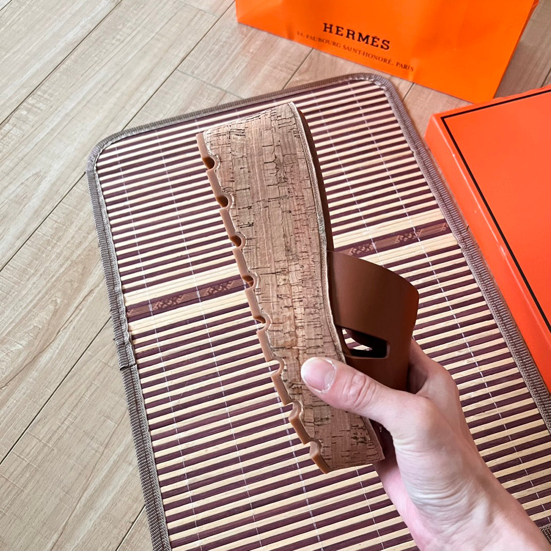 Herm* Wedge Slides