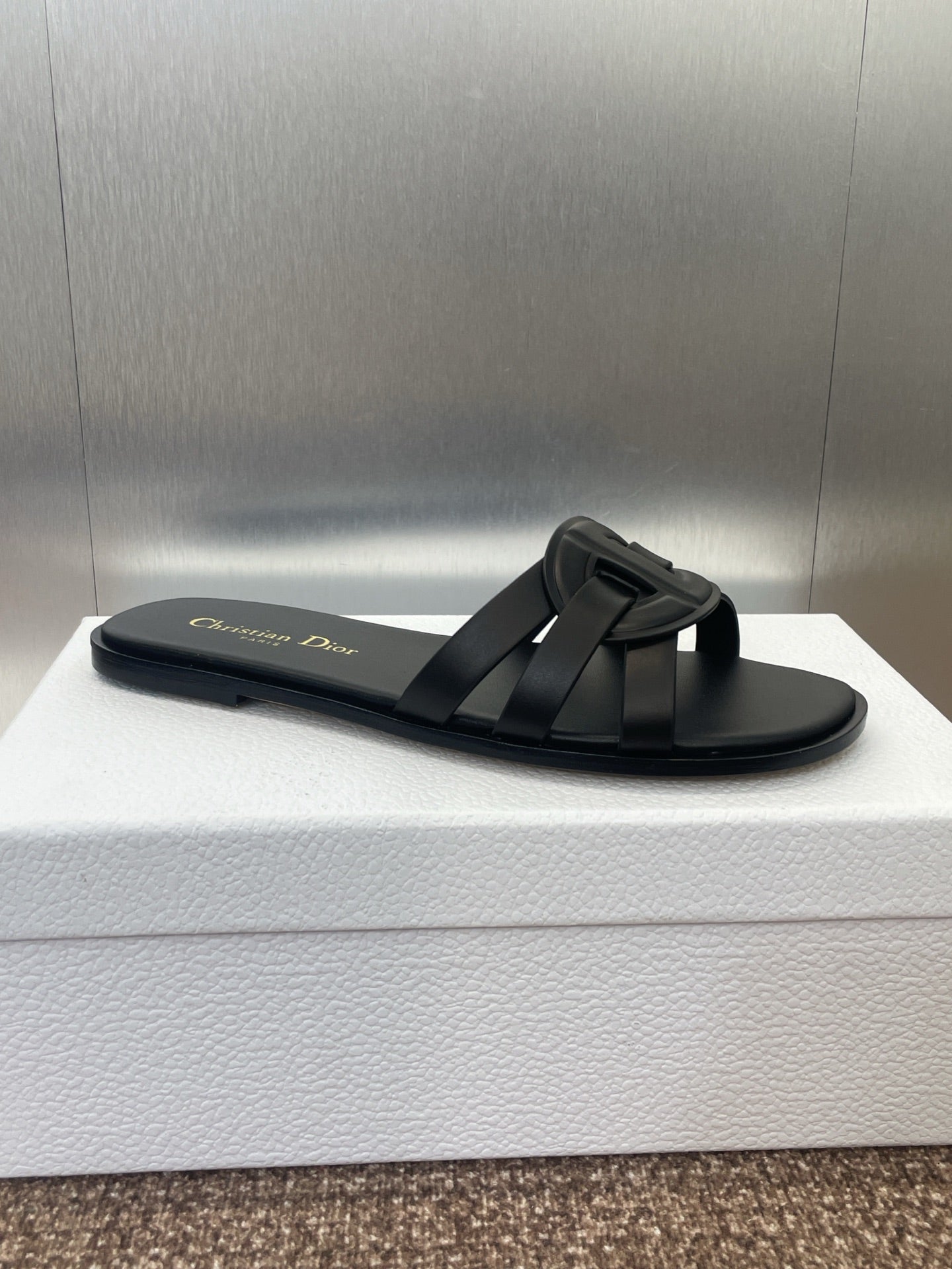 DIO* 25SS hollow cross slippers VIP