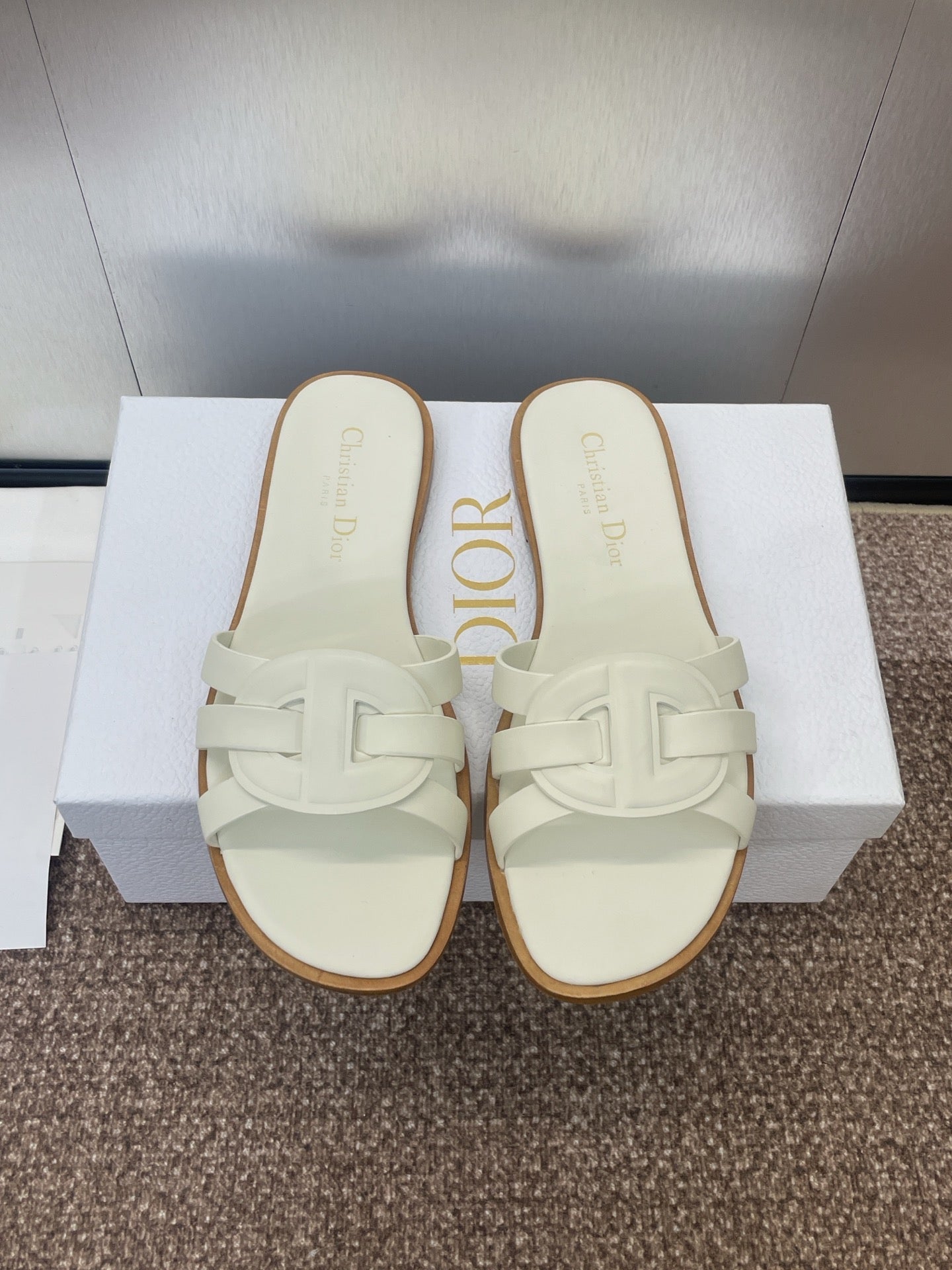 DIO* 25SS hollow cross slippers VIP