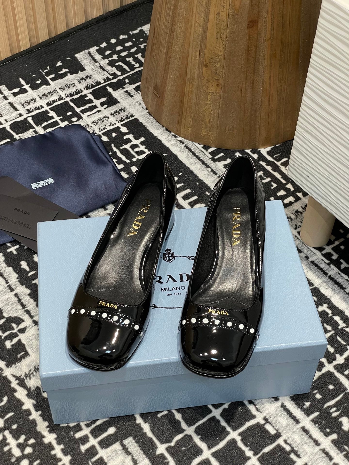 PRA* 25SS thick heel shoes VIP