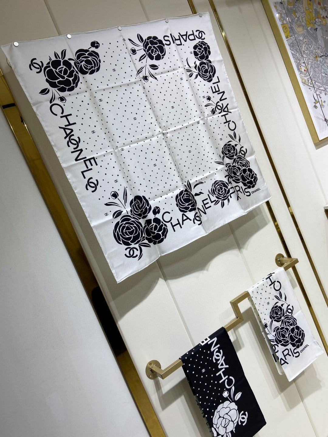 CHNA* Square scarf
