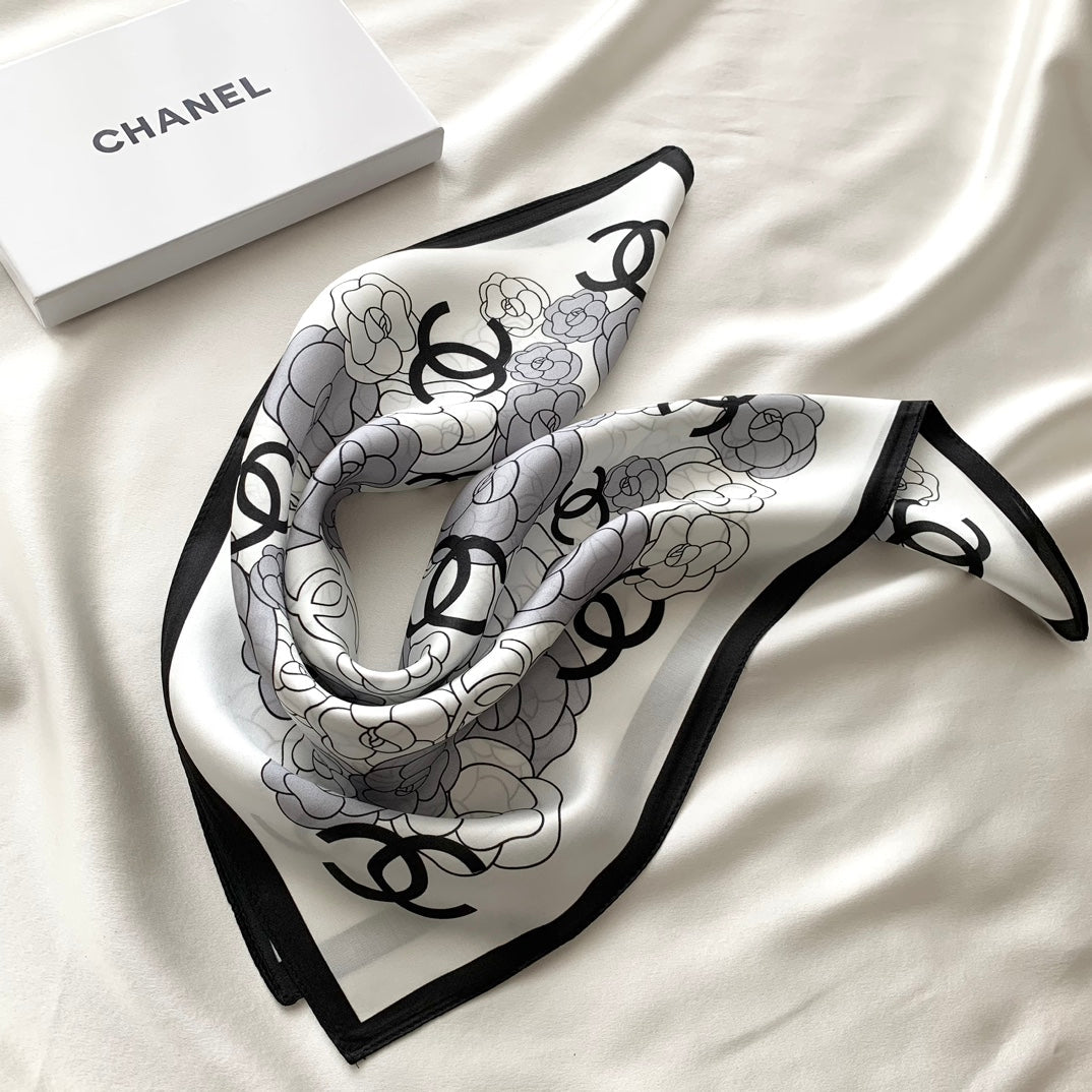 CHAN* 25SS square scarf