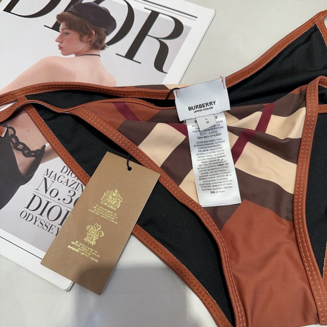 Burberr* 25SS swimsuit