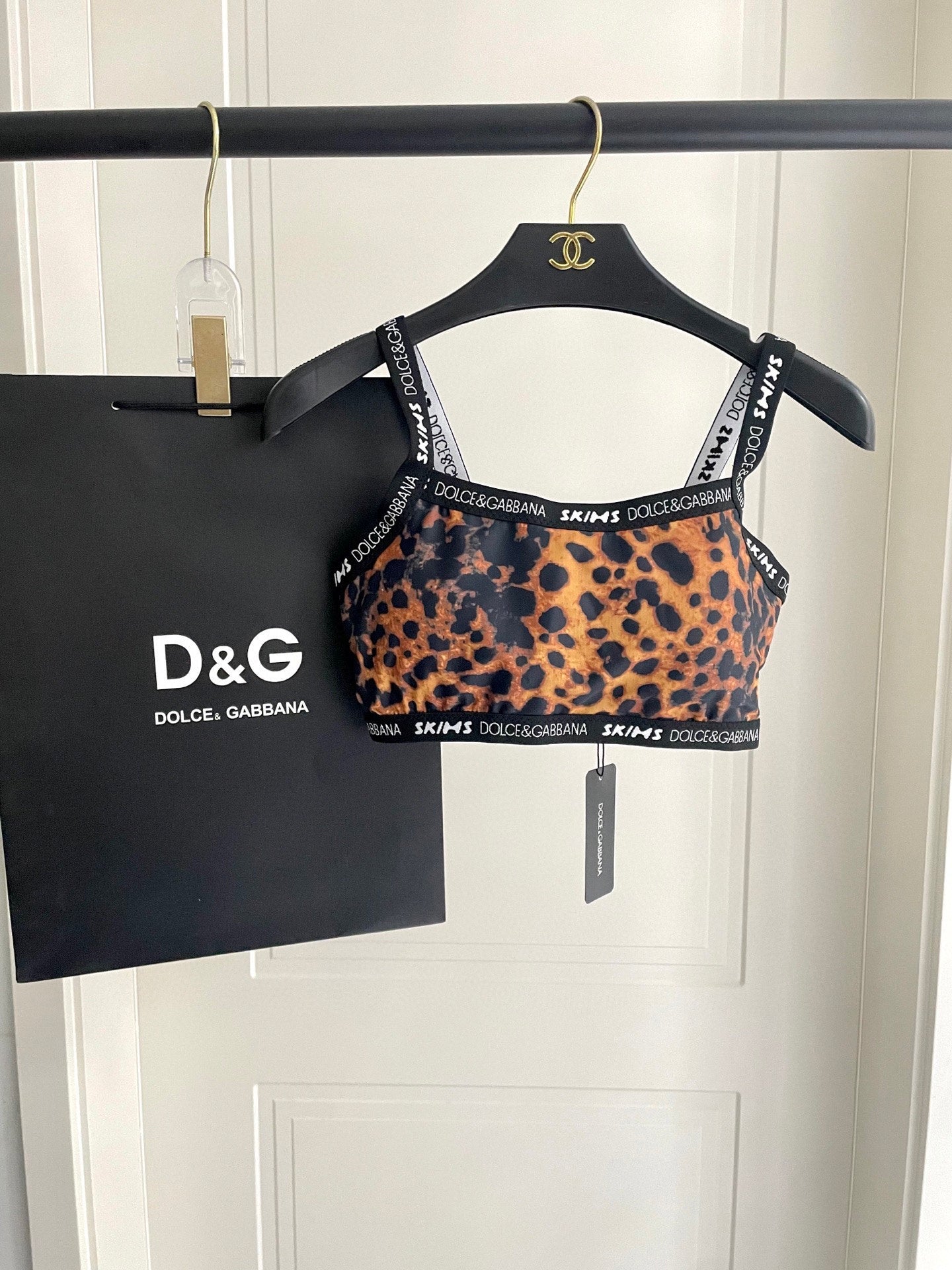 DG* TIGHT SWEATSHIRT