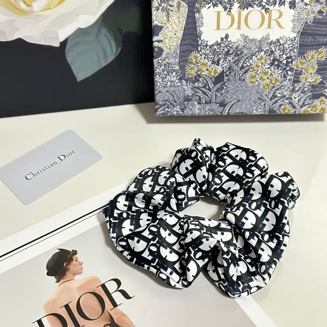DIO* 25SS wreath