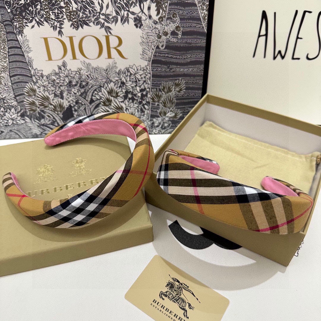 Burberry* 25SS hairpin