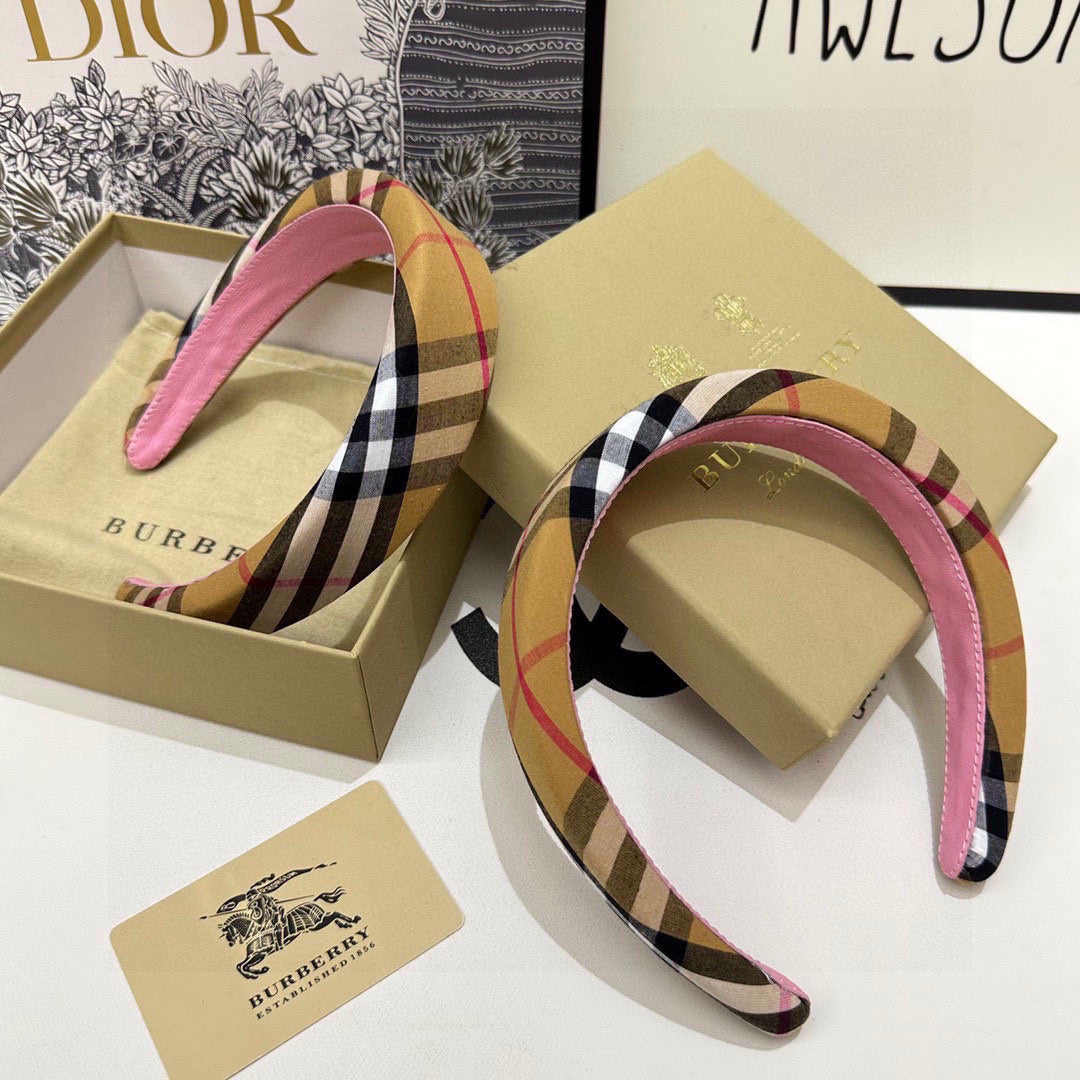 Burberry* 25SS hairpin