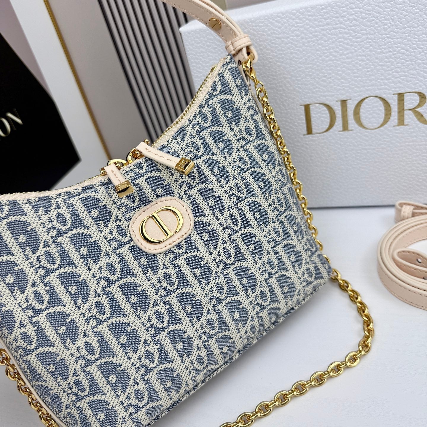 DIO* 25SS chain bag