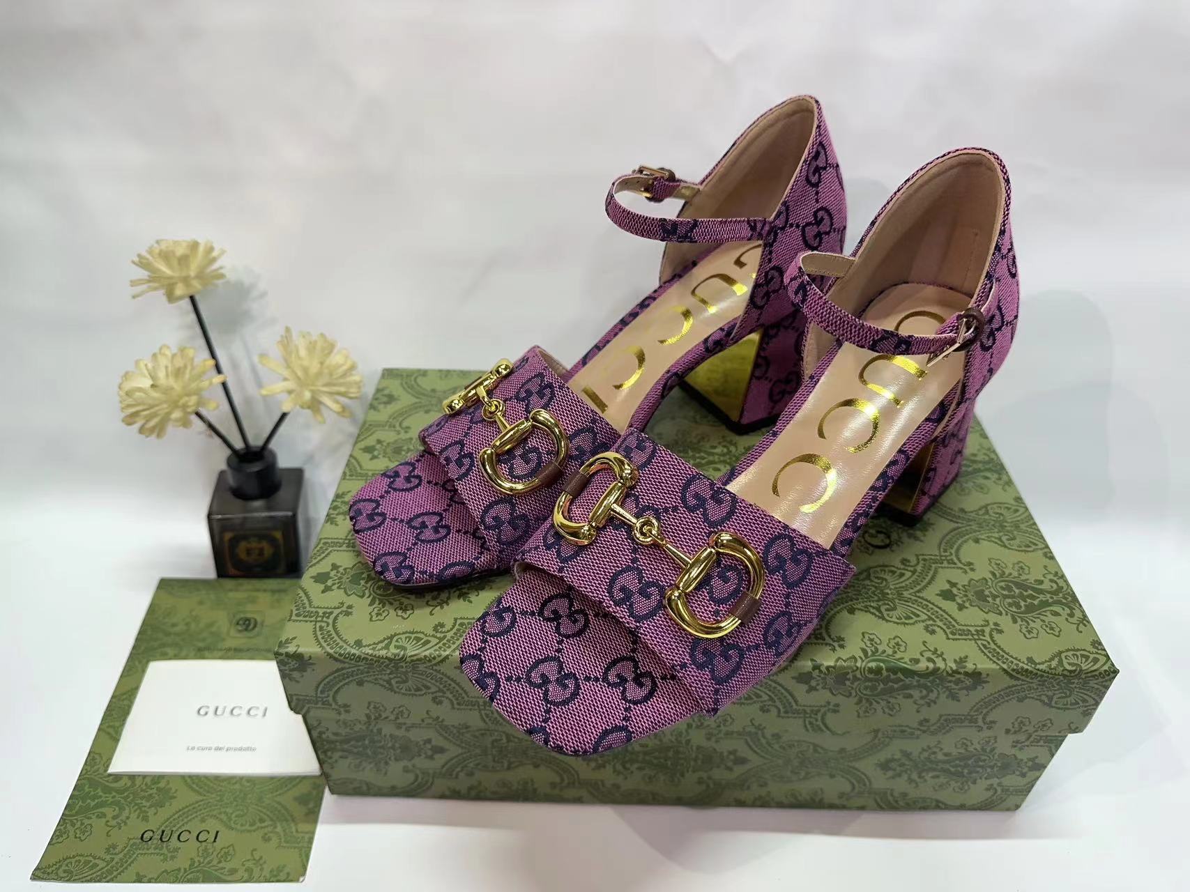 New CU summer hollow sandals