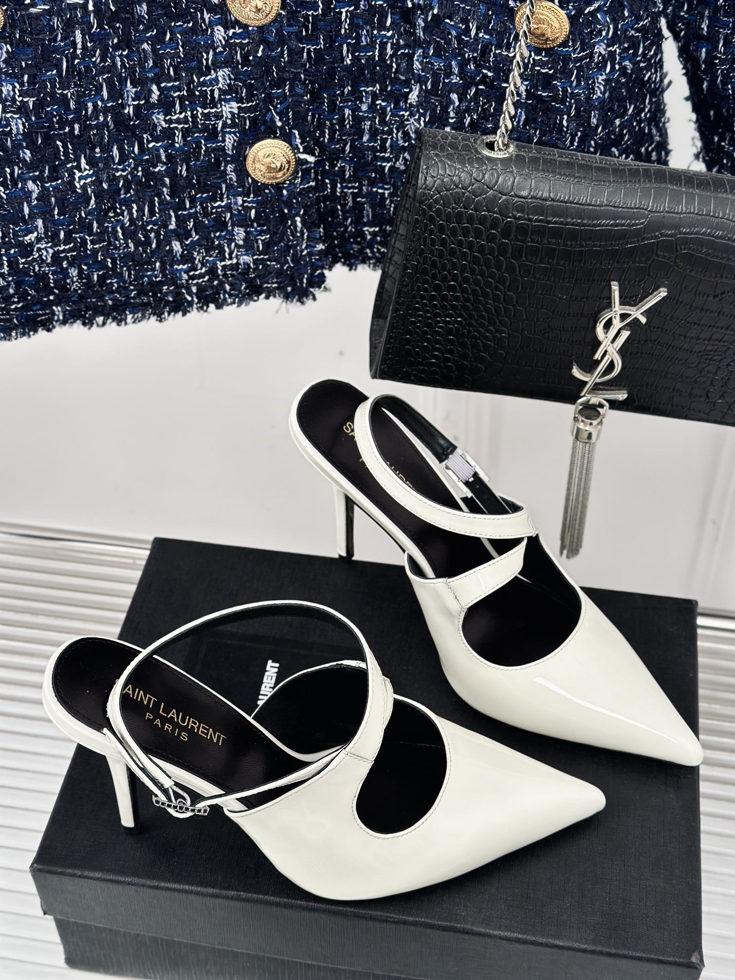 Y24 new classic catwalk pointed toe high-heeled sandalsVIP1:1