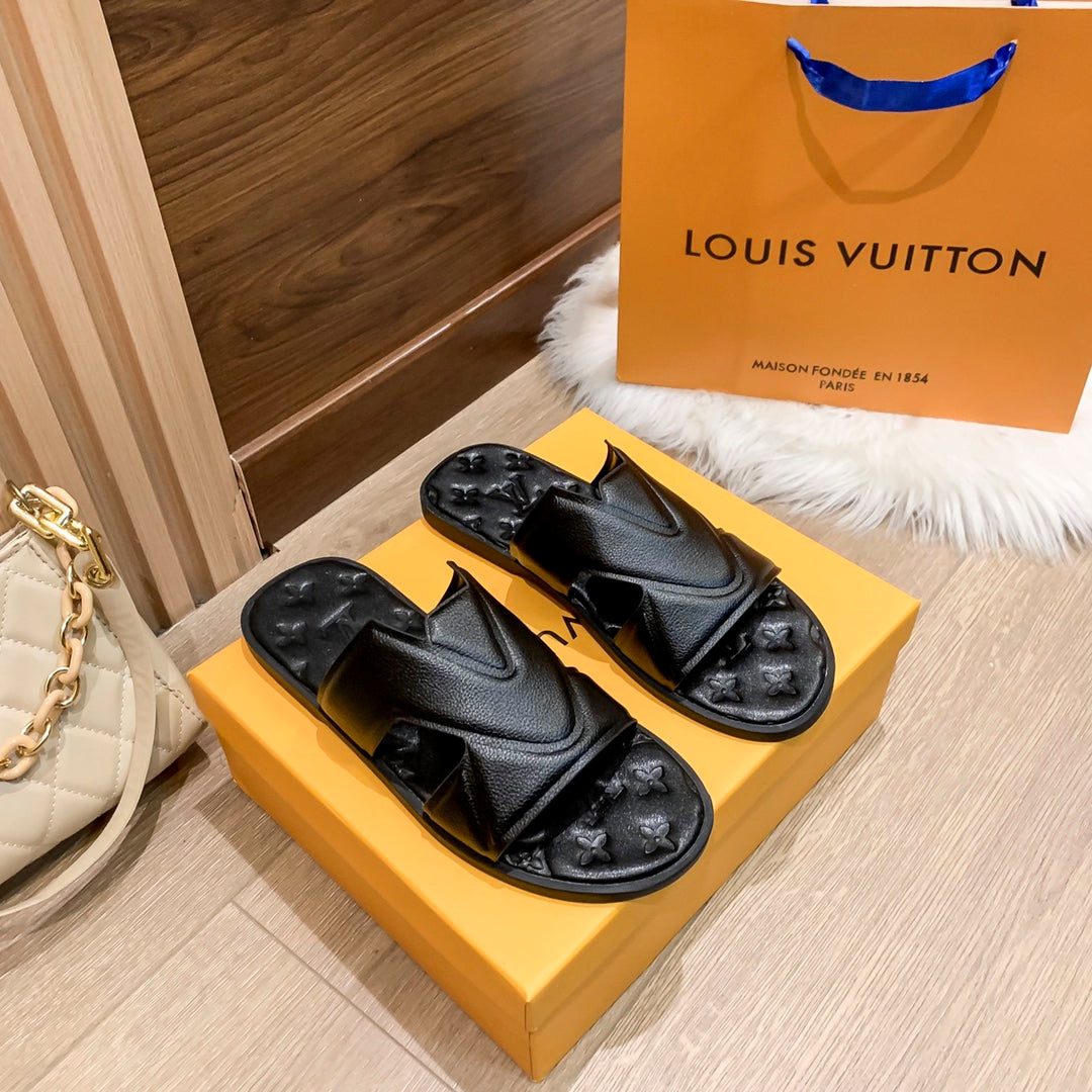 Paired with new 24L** sandals